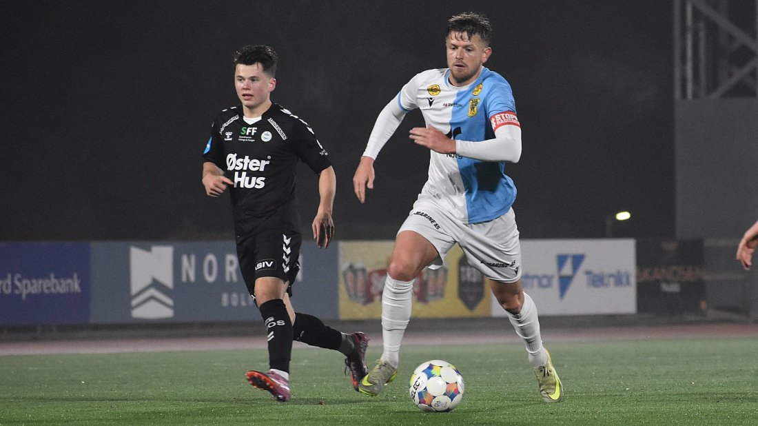 EIK og Chris Thodal Sleveland møtte Ulf sist i en treningskamp like før seriestart. Vi hadde god kontroll på kampen og ledet 3-1, før vi rotet bort to baklengsmål i sluttminuttene. Kampen endte dermed uavgjort 3-3.
