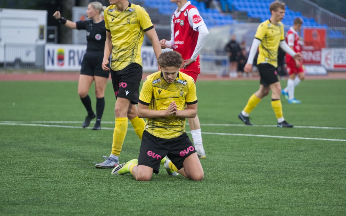 Verken Mathias eller laget fikk uttelling foran mål i dag.